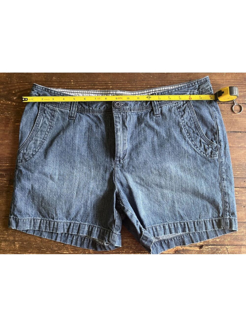 Natural Reflections Women's Denim Shorts Size 12 - Picture 4 of 5
